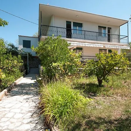 1 Holiday home *