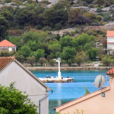 1 Holiday home