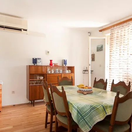 Holiday home 1